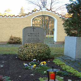 The Fr. Viktor Gallery: The Gravesite